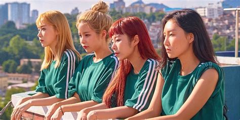 MAMAMOO get athletic in upcoming concert poster | allkpop