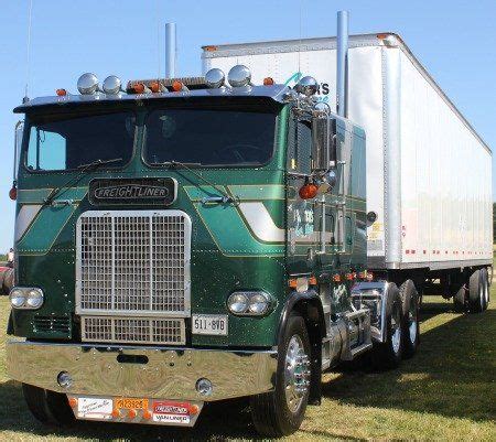 See our gallery of Freightliner cabover pictures and learn more about ...