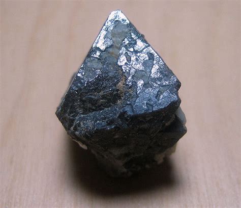 Spinel 9 - Cochise College Geology