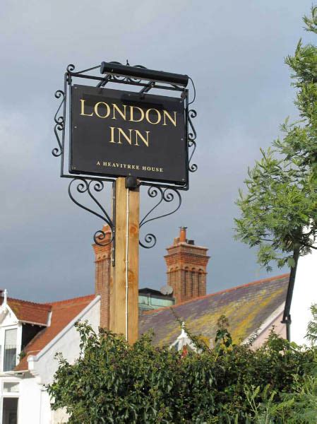 The London Inn - Shaldon Village