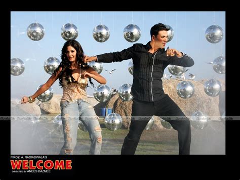 Katrina Kaif and Akshay Kumar Pictures for Wallpapers |A Bollywood