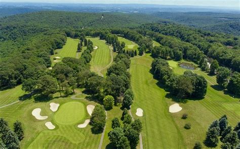 Seven Springs Golf Course, Seven Springs, Pennsylvania - Golf course information and reviews.