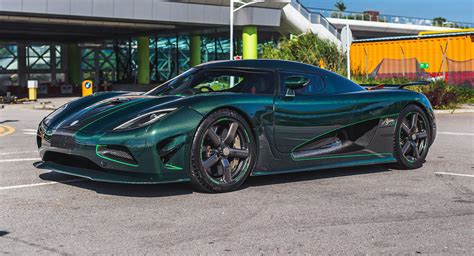 Stunning Green Carbon-Fiber Koenigsegg Agera S Offered In Online ...