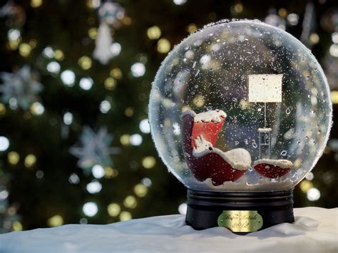 Christmas Snowball | Sara Rusmini - CGarchitect - Architectural ...