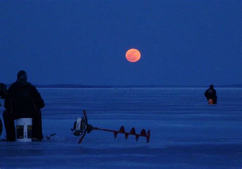 Be prepared for February’s snow moon eclipse, Saturday’s green comet