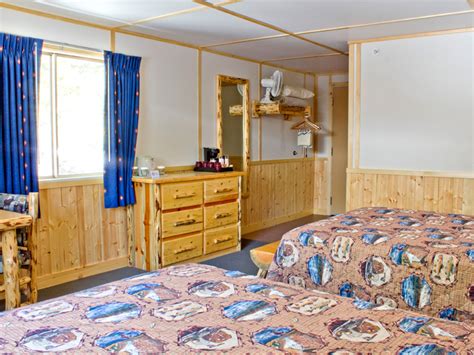 canyon-western-cabin-two-bed-03 | Yellowstone National Park Lodges