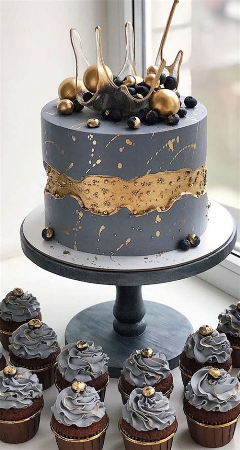 37 Pretty Cake Ideas For Your Next Celebration : Grey and Gold Cake