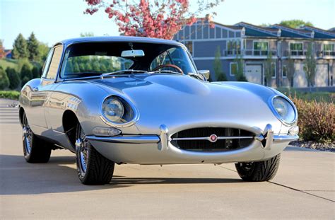 1964 Jaguar XKE Restomod – Muscle Vintage Cars