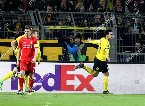 Mats Hummels Borussia Dortmund Celebrates Scoring Editorial Stock Photo ...