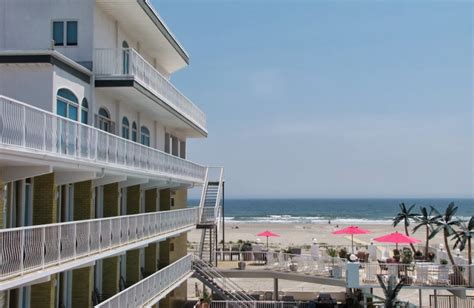 Paradise Oceanfront Resort (Wildwood Crest, NJ) - Resort Reviews ...