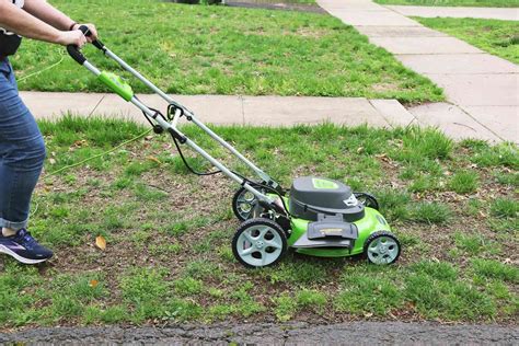 The 5 Best Lawn Mowers of 2023, Tested & Reviewed