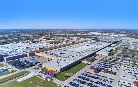 GM investing $1.5B in new trucks built at Wentzville plant - St. Louis Regional Freightway