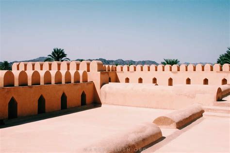 Quick Guide to Oman's Nizwa Souq, Including What to Buy