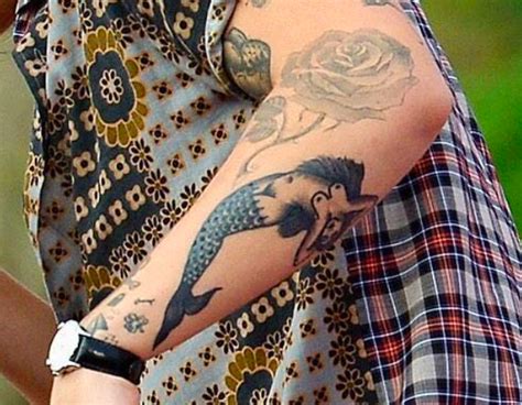 ¿Qué significa el tatuaje de una sirena de Harry Styles? | Red17