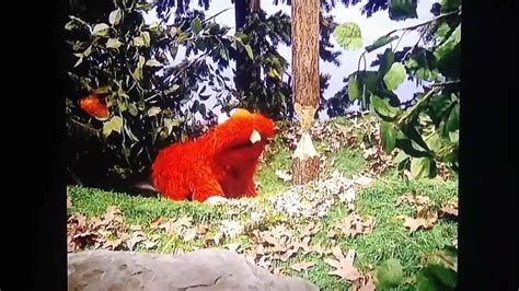 Elmo Beaver, but with the Die Sound Effect - YouTube