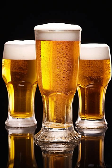 Beer Glasses Background Wallpaper Image For Free Download - Pngtree