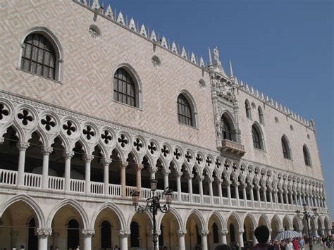 Venetian Gothic architecture - Wikipedia Islamic Architecture, Gothic Architecture, Romanesque ...