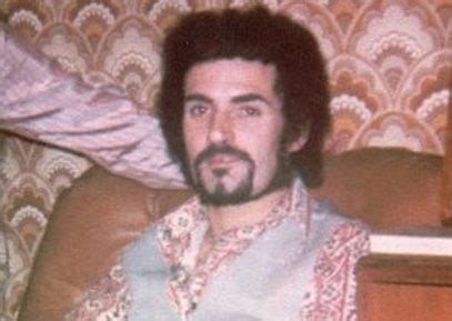 10 Twisted Facts About Peter Sutcliffe, The Yorkshire Ripper - Listverse