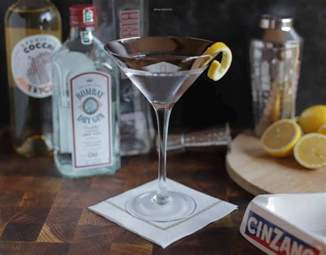 James Bond Vesper Drink Recipe | Dandk Organizer