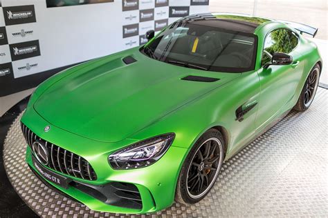 The shockingly green Mercedes AMG GT R is a track monster | The Verge