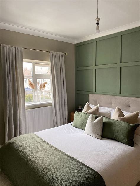 Olive Green Bedrooms, Light Green Bedrooms, Green And White Bedroom ...