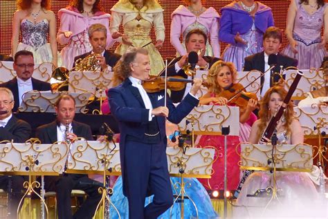 Andre Rieu Maastricht : André Rieu Maastricht - Hondudiario : André rieu is back with his ...