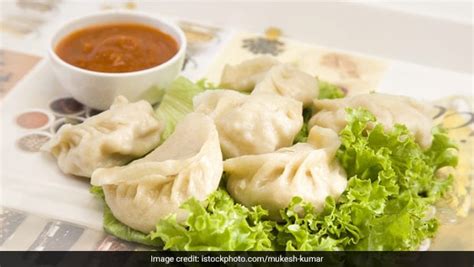 Veg Momos Recipe | How to Make Veg Momos | Momos Recipe