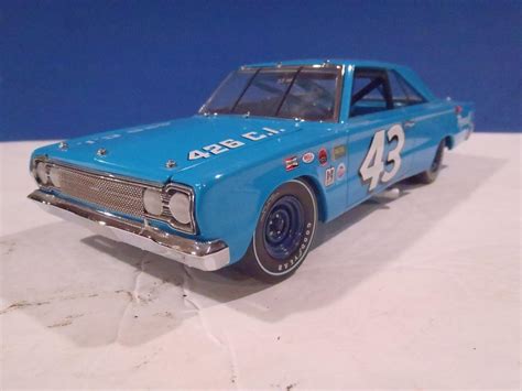 Richard Petty 1967 Plymouth Hemi Belvedere GTX Franklin Mint NASCAR #43 ...