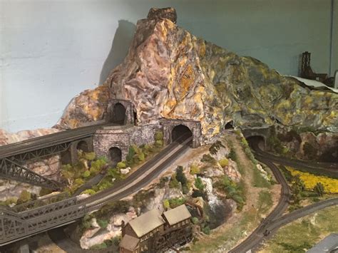 Making mountains for model trains - Model railroad layouts plansModel ...