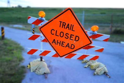 Trail Closed Ahead Sign stock image. Image of closed - 32582931