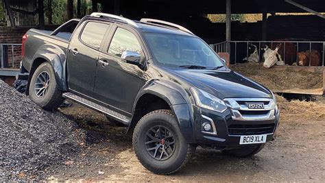 On test: Isuzu D-Max AT35 pickup - Farmers Weekly