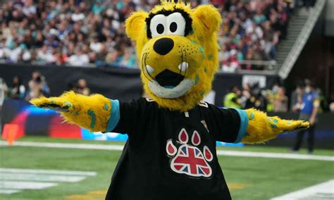 Shad Khan: Jaguars are committed to long-term London connection