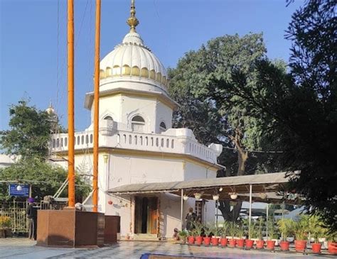 Gurudwara Garna Sahib | Hoshiarpur - What to Expect | Timings | Tips - Trip Ideas by MakeMyTrip