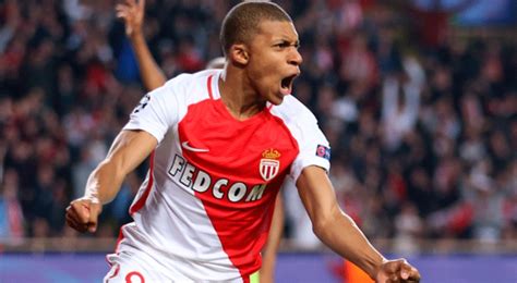 Kylian Mbappé comunicó al Mónaco que no contínúa en el equipo y se va este mes