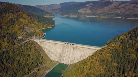 Lake Izvorul Muntelui and Bicaz Dam