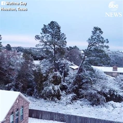 Drone captures snow in Houston | Drone captures picturesque scene in Houston, Texas, after rare ...