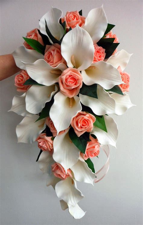 Peach Roses And Lily Bouquet|http://refreshrose.blogspot.com/