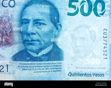 Watermark on Mexico 500 peso currency bill featuring first president Benito Juarez Stock Photo ...