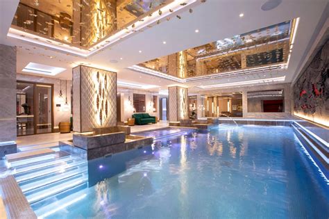 Luxury Mega Mansion Interior - img-user