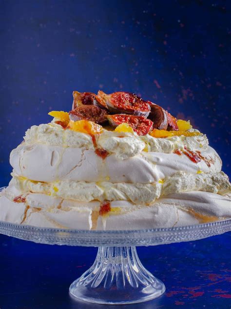 Christmas pavlova - Lost in Food