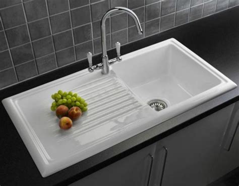 Is a Drainboard Sink Right for Your Kitchen? | Ceramic kitchen sinks ...