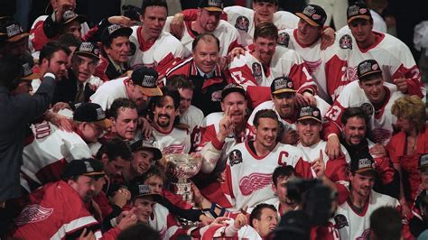 Ranking Detroit Red Wings' Stanley Cup clincher in '97, '98, '02, '08