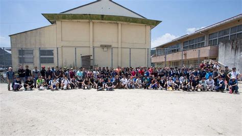 Volunteers from Marine Corps Air Station Iwakuni pose - NARA & DVIDS ...