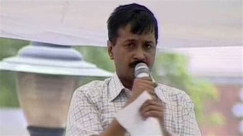 Kejriwal launches attack on Sibal - India Today