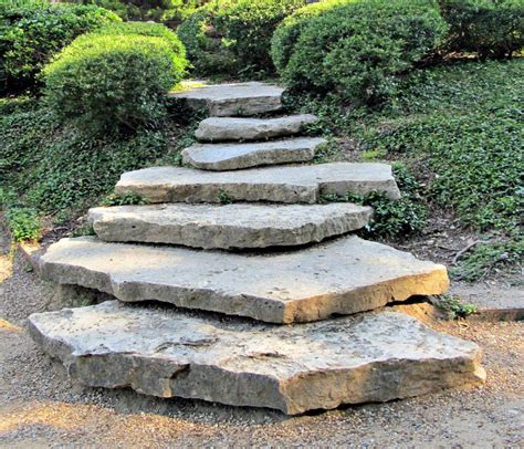 Natural Stone Steps - Stone Slabs - Stone Boulders & Bulk