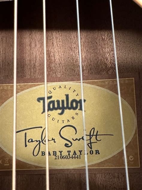 Charitybuzz: Taylor Swift Baby Taylor Guitar