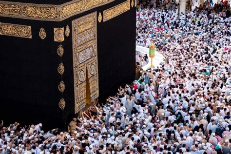 Inside the Holy Kaaba – Sekka Magazine