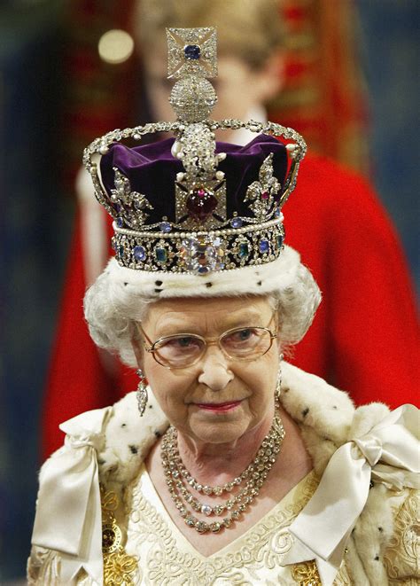 Imperial State Crown | 15 of Queen Elizabeth's Diamonds That You Have ...