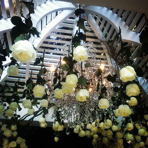 28 Awesome Hanging Flower Upside Down - weddingtopia | Wedding, Wedding decorations, Hanging flowers