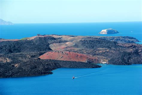 Santorini Volcano - Santorini (Thira), Greece | The island i… | Flickr